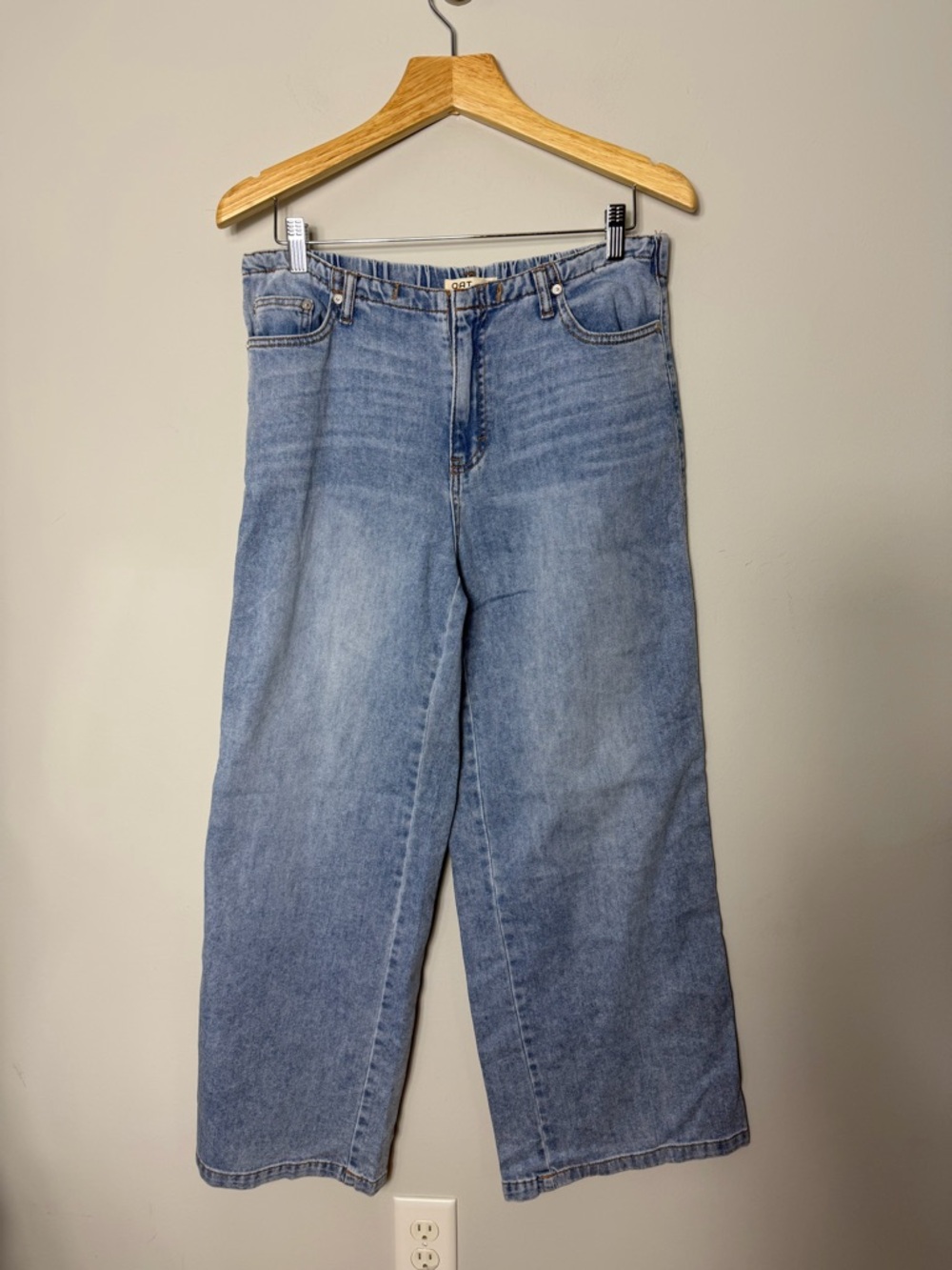 OAT New York Wide Leg Jeans Cloud Luxe Denim Light Wash Stretch Size 10